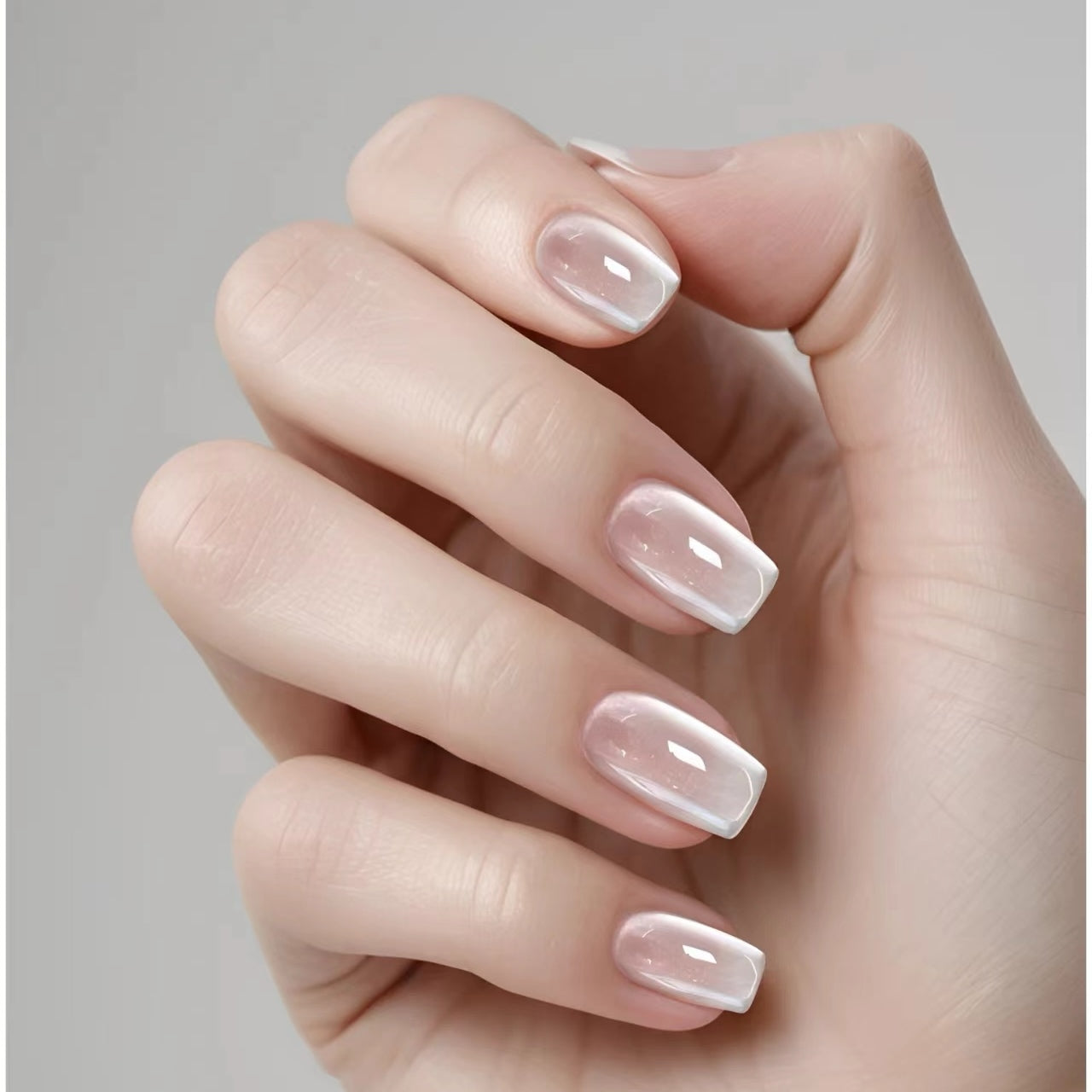 White shimmer cat eyes